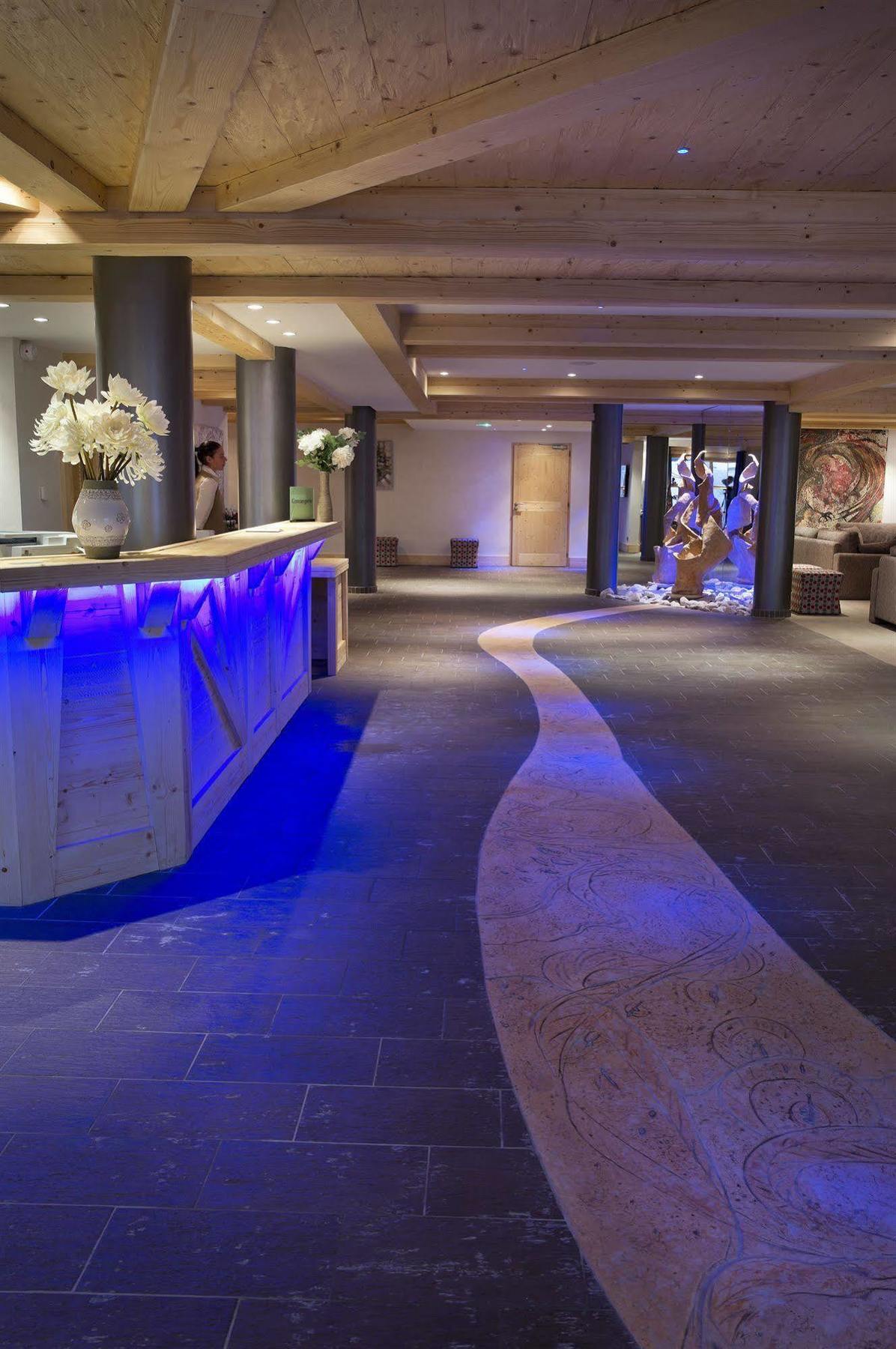 CGH Résidences&Spas Le Cristal de l'Alpe Alpe d'Huez Exterior foto
