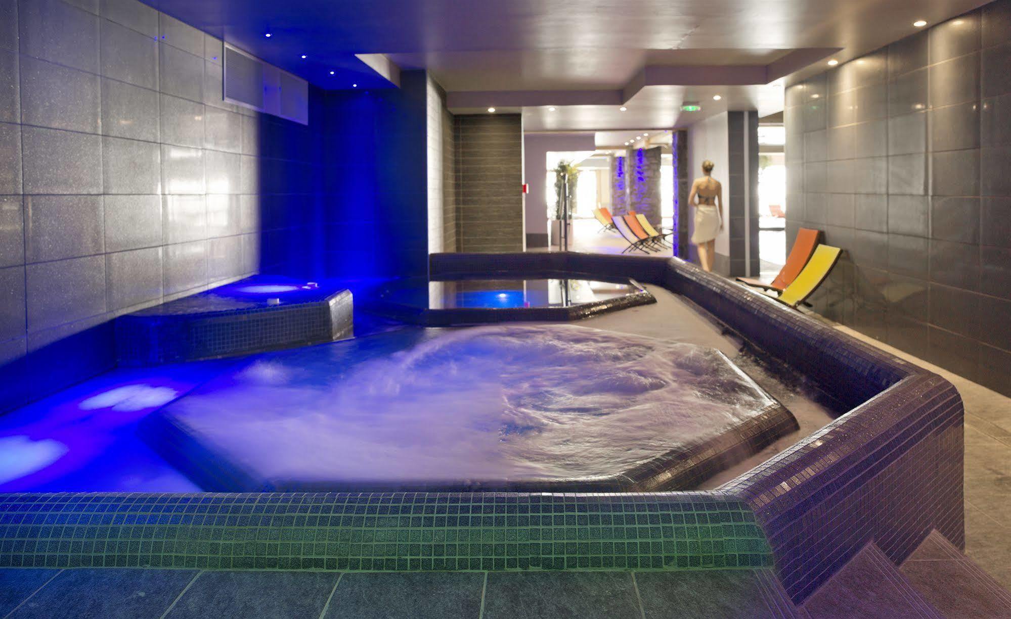 CGH Résidences&Spas Le Cristal de l'Alpe Alpe d'Huez Exterior foto